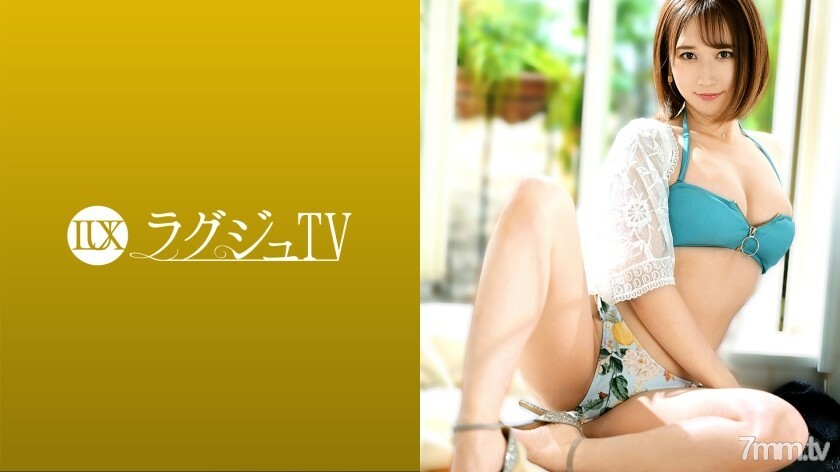 LUXU-1421 Luxury TV 1411 可爱性感的婚礼策划人登场！抚摸那透明如丝的身体，它会晃动你的身体，做出敏感的反应，与兴奋成比例溢出的爱汁。用大公鸡活塞跳跃的美丽乳房和乳晕的必看景点！