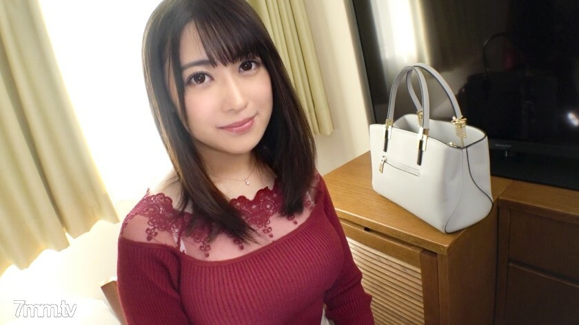 SIRO-4022 [第一枪] [巨乳成员] [SS 级美女裸体] G 乳房的美容顾问。虽然用难以言喻的声音求克制..网络AV应用→AV体验拍摄1177